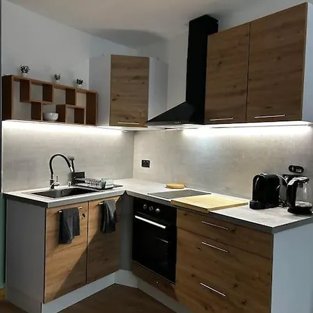 Les Rosiers アパート *